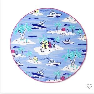 Vineyard vines round beach towel